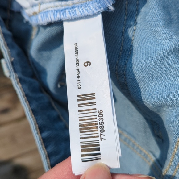 New Refuge Denim Jeans - Picture 6 of 9